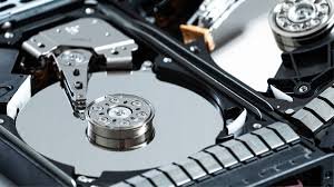 Startup cria disco de vidro com 500GB que pode durar séculos